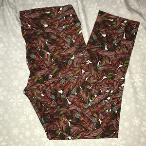 Lularoe feather leggings NEW TC